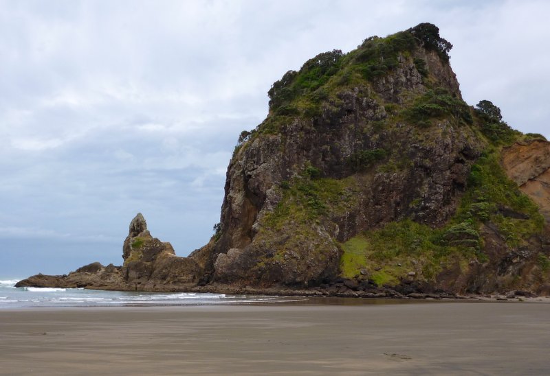 005 Piha Beach 6th Dec 2012.JPG